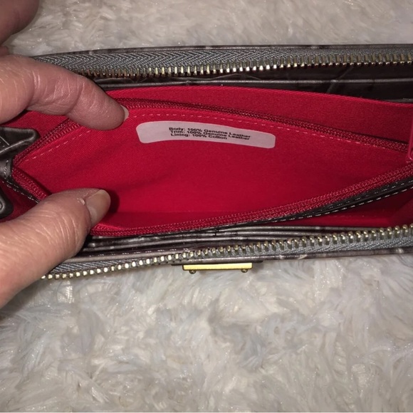 Dooney & Bourke NWOT Denison Croco Leather Cameron Satchel w/matching Wristlet - Picture 10 of 12